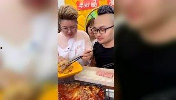 娱乐吃瓜酱摸鱼